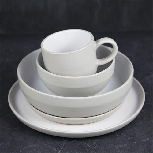 2T stoneware dinner set