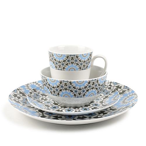 dinnerware with geometric design